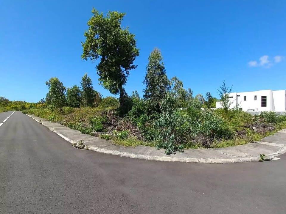 8.31 Perches Residential Land for Sale – Lotissement Pierre Bleue, Plaines des Roches, Laventure (8)