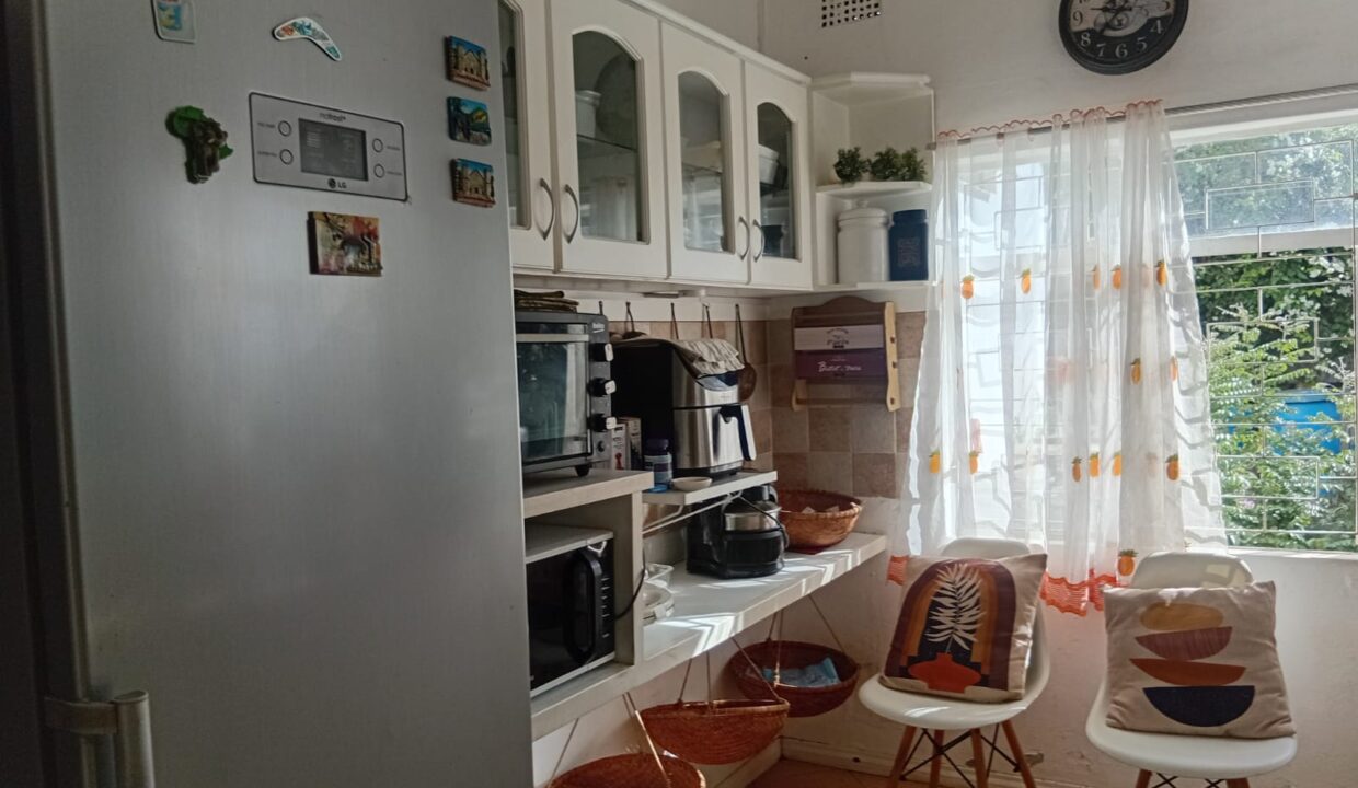 FREEHOLD BEACHFRONT PROPERTY – BAIE DU TOMBEAU (5)